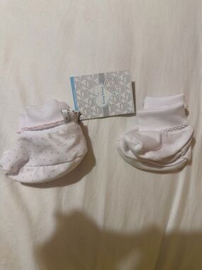 Kissy kissy booties